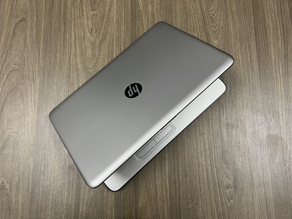 Laptop HP 15ya071TU cũ Intel Pentium - N3710 |Ram 8GB |SSD 120GB | 15.6 in HD | Intel HD Graphics