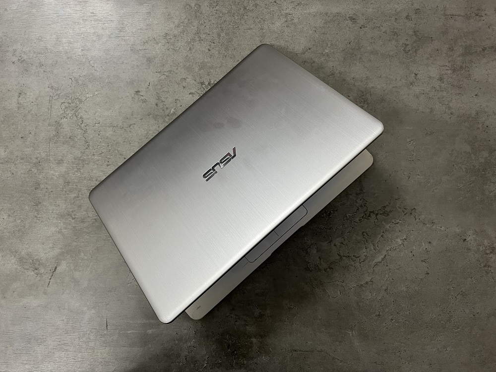  Laptop Asus X411UA Cũ i5 8250U |Ram 8GB |SSD 256GB |14IN FHD