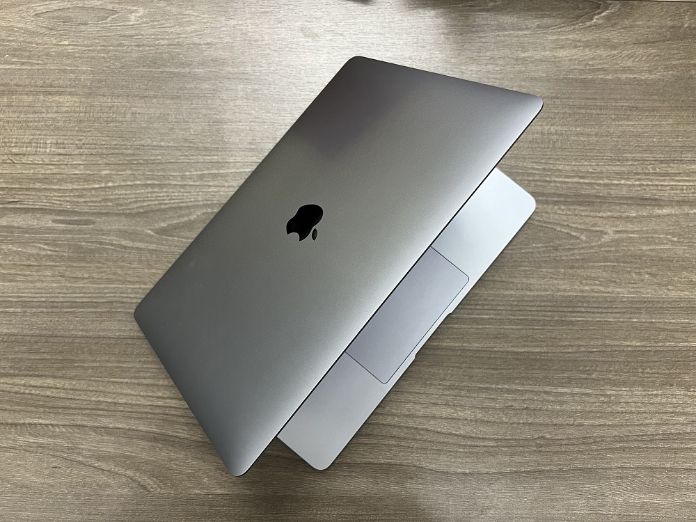 Macbook Air 2018 cũ Core i5 | 8GB | 128GB | 13.3 inches | Intel HD Graphics